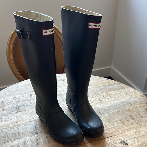 Hunter Blue Rain Boots - Picture 1 of 3